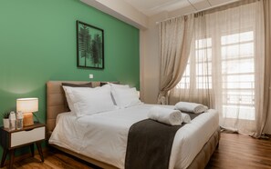 King Size Double Bedroom , 200 cm x 180 cm