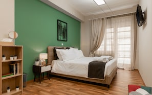 King Size Double Bedroom , 200 cm x 180 cm