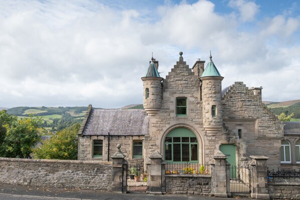 The Five Turrets, Scottish Borders