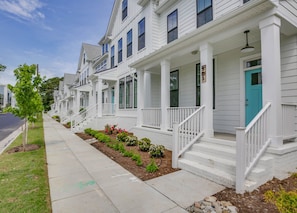 Front exterior facing 22nd Street, Virginia Beach, Virginia.