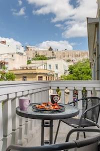 Το ζεστό διαμέρισμα της Ακρόπολης - μοναδική θέα