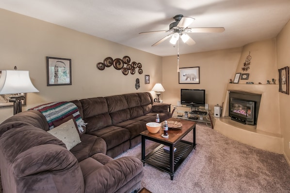 Your Next Home Away From Home - You're going to fall in love with this vacation home! With its convenient floor plan, modern amenities, and tasteful decor, what more could you ask for?