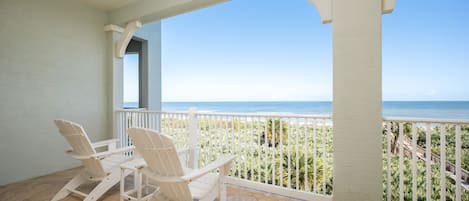 Jaw-dropping Views - Between the private, shaded balcony and awe-inspiring views of the beach, 835 Cinnamon Beach  will have you returning again year after year!