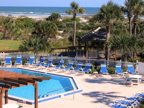 Resort Oceanfront Pool
