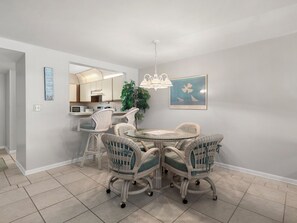 Dining Table + Breakfast Bar