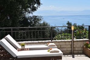 overlooking from the private pool - sea view 