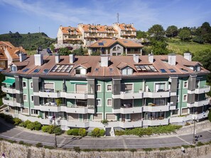 Edificio a vista de Dron