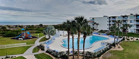 Colony Reef 2307| Balcony View - Pool Area