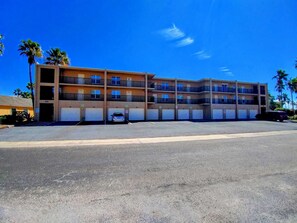 Building, Hotel, City, Urban, Office Building