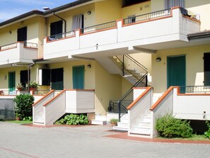 Propriété, Maison, Bâtiment, Domicile, Immobilier, Zone Résidentielle, Architecture, Appartement, Balcon, Façade