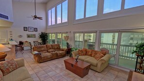 Room, Living Room, Indoors, Furniture, Couch