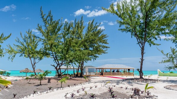 Beach Bar and Dining Area 