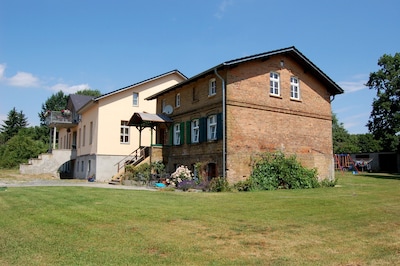 Ferienwohnung auf Gut Lanke, ruhig, strandnah mit Garten, Nichtraucherobjekt