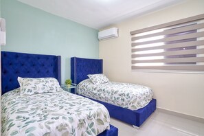 3rd Bedroom with 12,000BTU A/C and two twin size beds.
