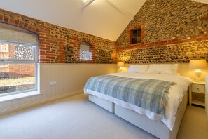 Summer Barn, Weybourne: Bedroom three with super-king zip and link bed