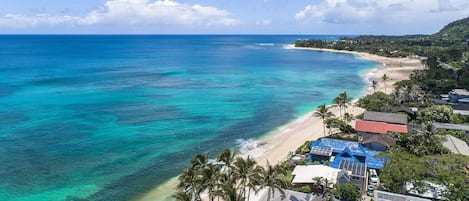 View above property between Sunset Beach and Banzai Beach Pipeline