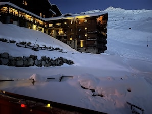 Vue de la terrasse de nuit