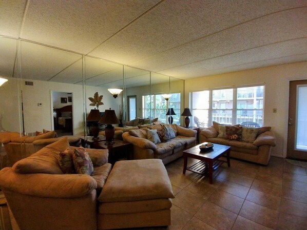 Couch, Furniture, Indoors, Living Room, Home Decor