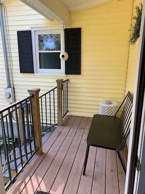 Covered porch area