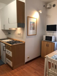 Apartamento cuenta con aire acondicionado, 1 dormitorio