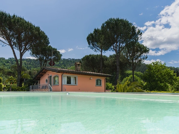 Swimming Pool, Resort, Estate, Eco Hotel, Hacienda, Villa, Thermae, Farmhouse, Resort Town