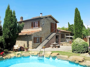 Plante, Bâtiment, Ciel, L'Eau, Fenêtre, Propriété, Arbre, Maison, Piscine, Zone Résidentielle
