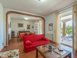Table, Couch, Furniture, Property, Picture Frame, Comfort, Wood, Lighting, Living Room, Interior Design