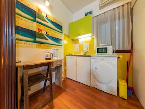 Kitchenette