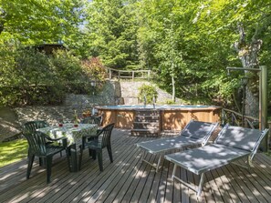 Ciel, Table, Meubles, Jour, Propriété, Plante, Montagne, Bleu Azur, Chaise, La Nature