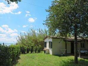 Eigentum, Haus, Hütte, Baum, Grundstueck, Himmel, Gras, Grundeigentum, Ländliches Gebiet, Zuhause