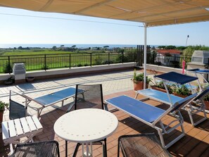 Propriété, Toit, Immobilier, Architecture, Maison, Bâtiment, Plate-Forme, Design Intérieur, Domicile, Patio