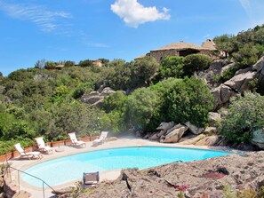Schwimmbad, Eigentum, Natürliche Landschaft, Wildnis, Urlaub, Himmel, Berg, Sommer, Tourismus, Grundeigentum