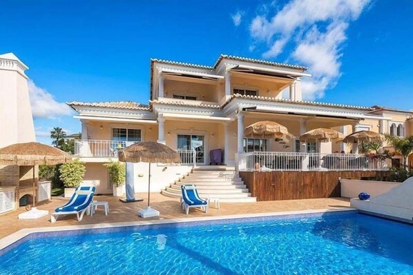 Four Bedroom Villa -T143 - 1