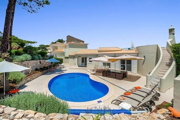 Luxury 4 Bedroom Villa in Valverde walk to Quinta do Lago plaza - SD21 - 1