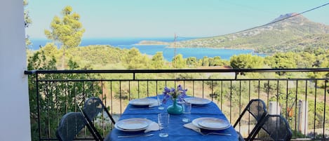 Experience dining outdoors with a great view in the furnished balcony