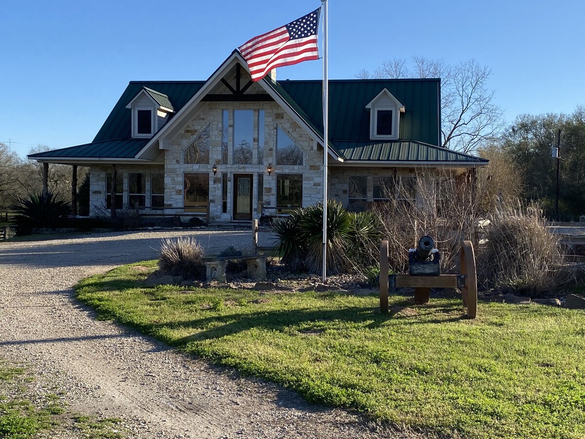 Southern Star Ranch – Luxury Paradise in the Country