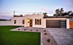 New listed and Remodeled Private home