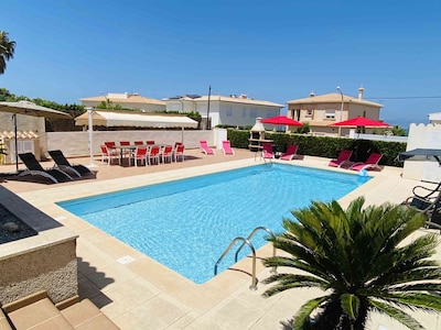 4-Zimmer-Villa mit gorßen privatem Pool in ruhiger Wohnlage und Meerblick 