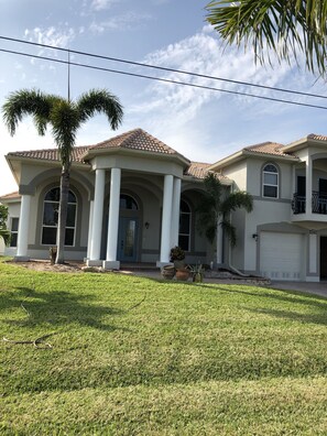 Exterior front view of home