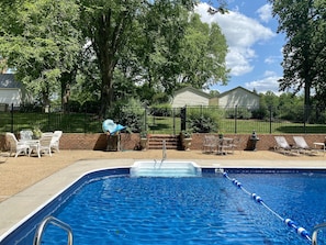 Entrance to pool.