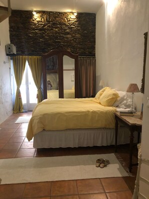 The bed 
The WMC
The escape gate to the narrow street behind .