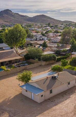 Large yard for kids or dogs to exercise and play. 