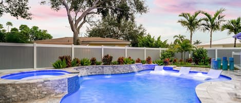 Brand new pool & spa with water descents and sun ledge!