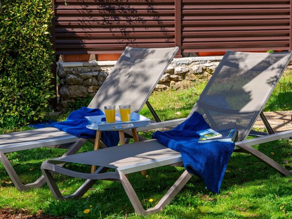 Outdoor Furniture, Sunlounger, Furniture, Chair, Shade, Garden, Chaise Longue, Patio, Folding Chair, Design