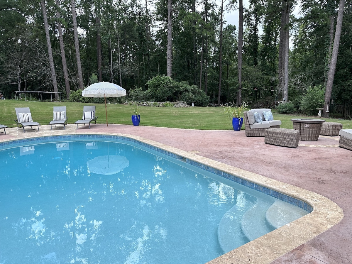 Great Masters Rental. Very private! 15 minutes to Augusta National.  With pool.