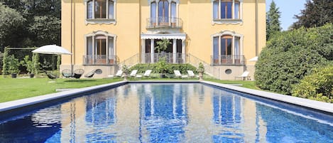 Villa Frua, Stresa, Lake Maggiore - 
NORTHITALY VILLAS vacation villa rentals