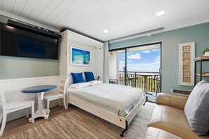 Condo 301