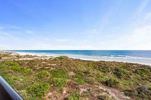 Condo 320