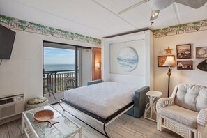 Condo 323