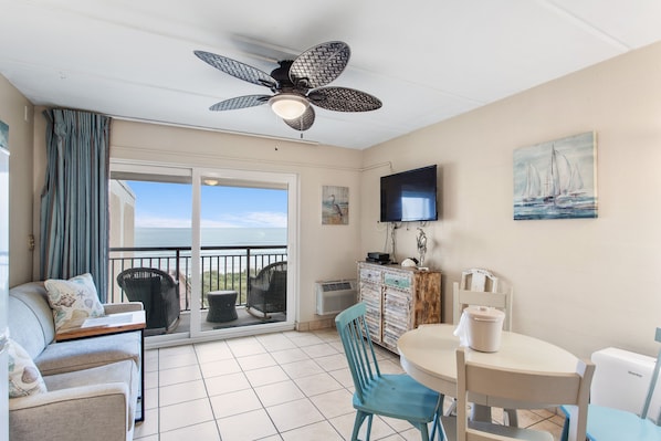 Condo 407